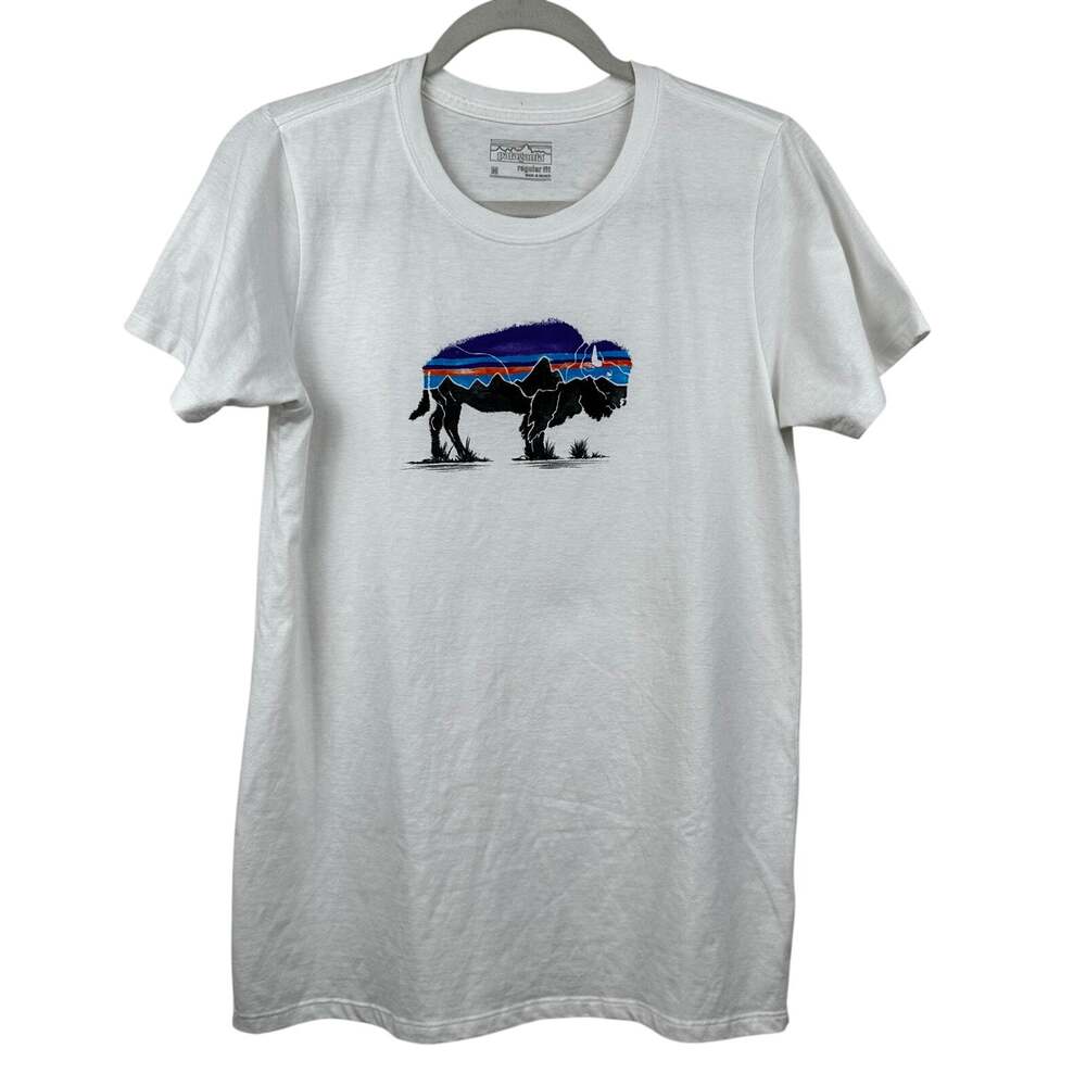 Patagonia Fitz Roy Bison T-Shirt Outdoor Hiking Camping Men's Medium White